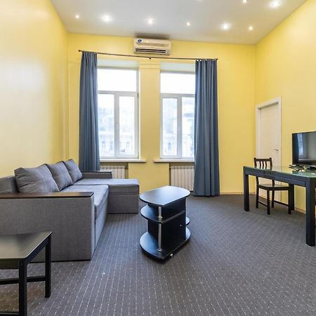 Kievacccommodation Near Gulliver 24H Self Check-In Exterior photo